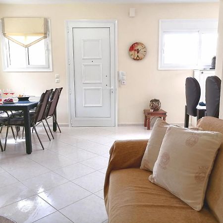 Tini'S Apartment Nea Iraklitsa Luaran gambar